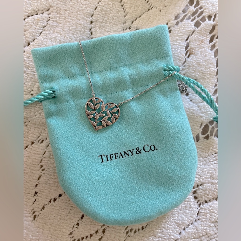 Tiffany & Co Paloma Picasso Olive Leaf Heart Necklace